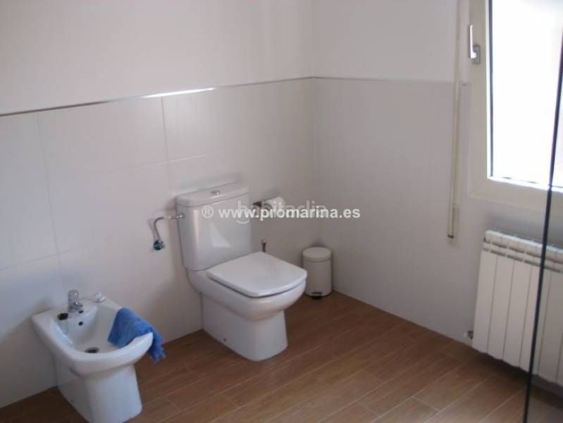 Foto dbbb848b-ed88-4394-98ea-3408008ab4f0. Xalet amb calefacció aparcament piscina a Las Rotas / Les Rotes Dénia