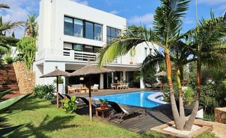 Xalet a El Montgó. Espectacular villa de lujo en el montgó