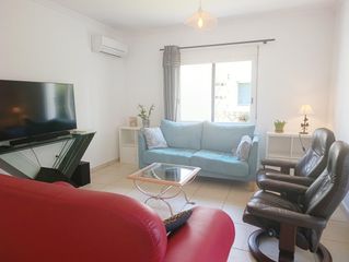 Appartement in El Montgó. Apartamento en planta baja en urbanización muy tranquila