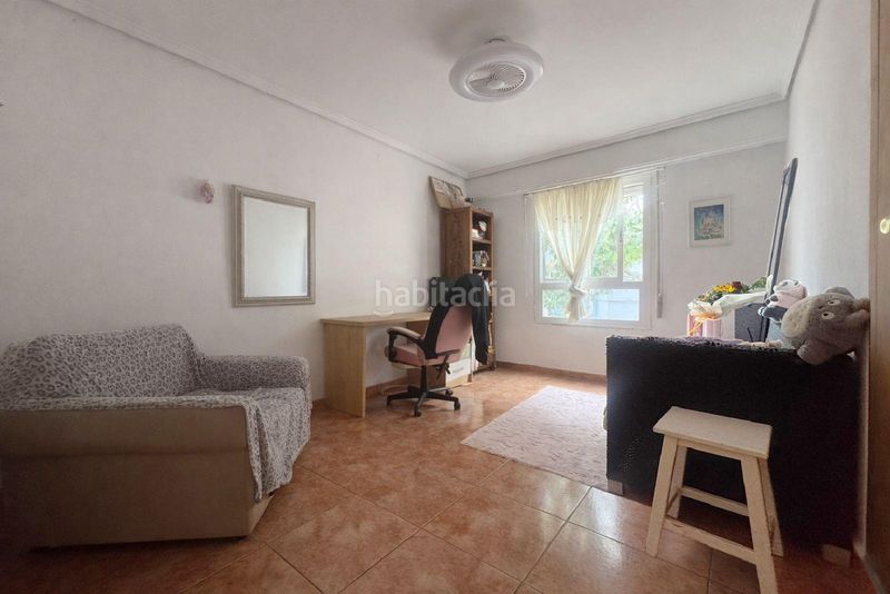 Foto f2f233eb-1c7a-4948-b716-f20aabb7c6a9. Pis a Centro Urbano Dénia