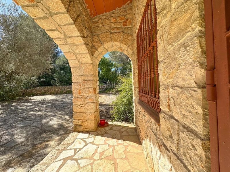 Foto a0dc2504-9e36-4955-acdd-55c69d38332f. Masia amb calefacció aparcament piscina a Llíber