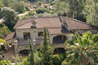 Casale in Llíber. Rancho mediterráneo con potencial para hotel rural y restaurante