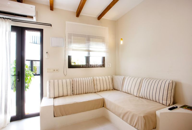 Foto bc1dc5b4-f362-4e88-90b7-a0d634ab1868. Edificio in Centro Urbano Dénia