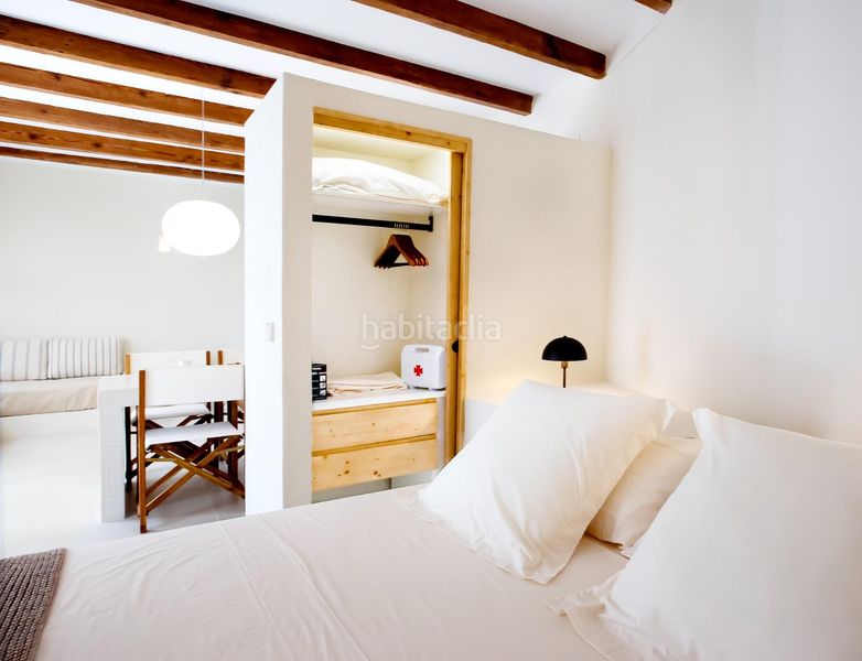 Foto ed0bd8c2-62b1-449b-a82a-fa798738f2a0. Edificio in Centro Urbano Dénia