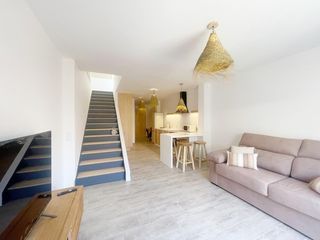 Affitto Appartamento in El Puerto. Acogedor piso en alquiler de temporada junto al puerto de dénia