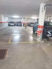 Location Parking voiture  Calle calle turia. Plaza de parking en alquiler en una ubicación privilegiada