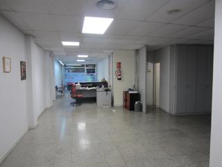 Office space  Camí del colomer. Oficina en zona centro de sant cugat a pie de calle tranquila