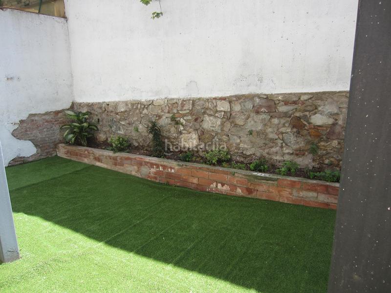 Foto 29217c01-95be-47e1-b682-bde80049734a. Planta baja amplia planta baja dúplex con patio en Barcelona