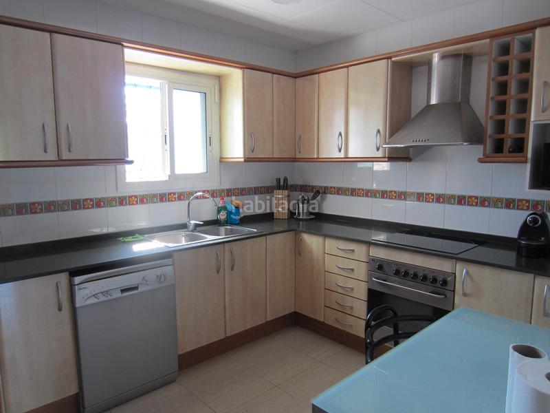 Foto 1f21976b-fdb1-4eaa-87f9-67bc880156a0. Local commercial avec chauffage dans La Pineda Castelldefels