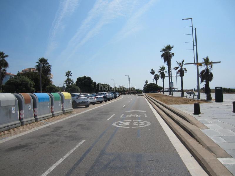 Foto 58a6ee53-d0f1-4a5f-a12f-b7421b61781c. Local commercial avec chauffage dans La Pineda Castelldefels