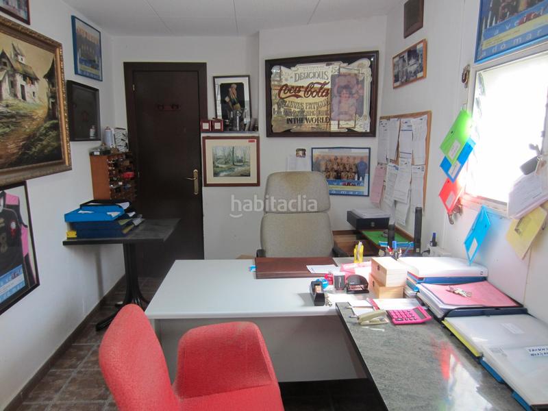 Foto d3f90433-b96d-4a6a-a415-ae2e117f2295. Local commercial avec chauffage dans La Pineda Castelldefels