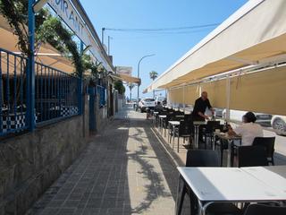 Local commercial à La Pineda. Restaurante y vivienda