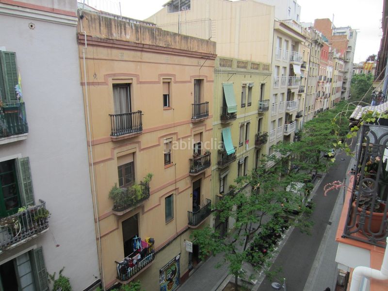 Foto f58cbd17-45d6-4c2c-8360-aa2307ece3ff. Pis amb calefacció a El Poble Sec - Parc de Montjuïc Barcelona
