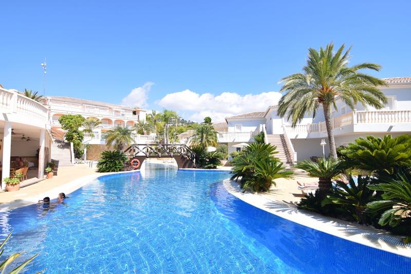 Foto b0d54171-fa32-48e7-b581-20938e0214fe. Apartment with pool in La Fustera Benissa