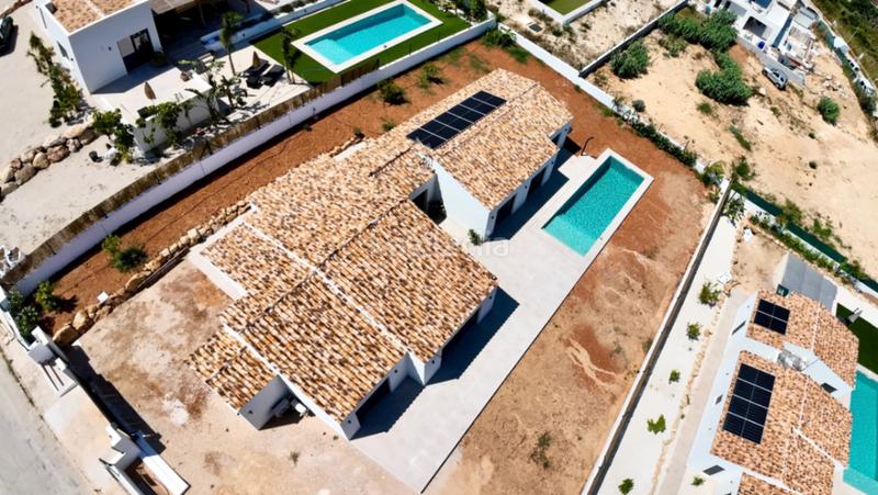 Foto 83cce070-9b49-4796-b6f2-3123c765d123. Chalet con riscaldamento parcheggio piscina in Partida Comunes-Adsubia Xàbia