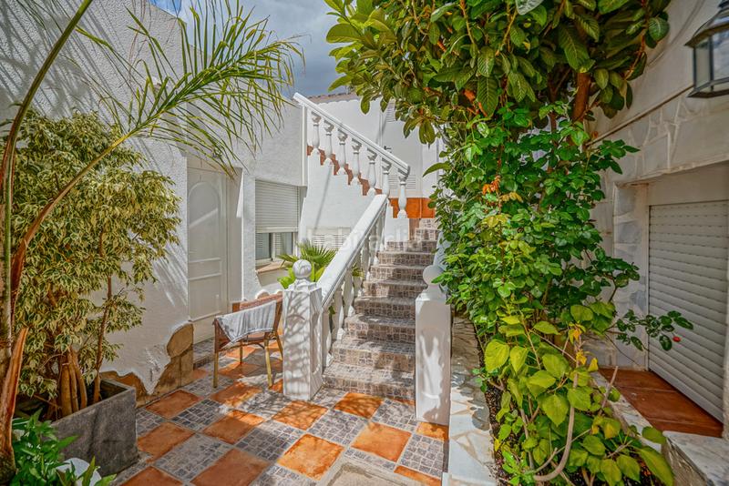 Foto d560088b-814b-45b0-bc04-7b8089e4de86. Local comercial en La Caleta - La Calalga - Les Bassetes Calp