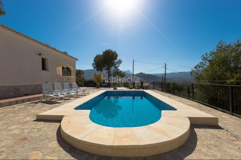 Foto 28d15f63-2cd0-4b4a-97e5-b34cf846d52f. Chalet con piscina in Gargasindi - Garduix - Colina del Sol Calp