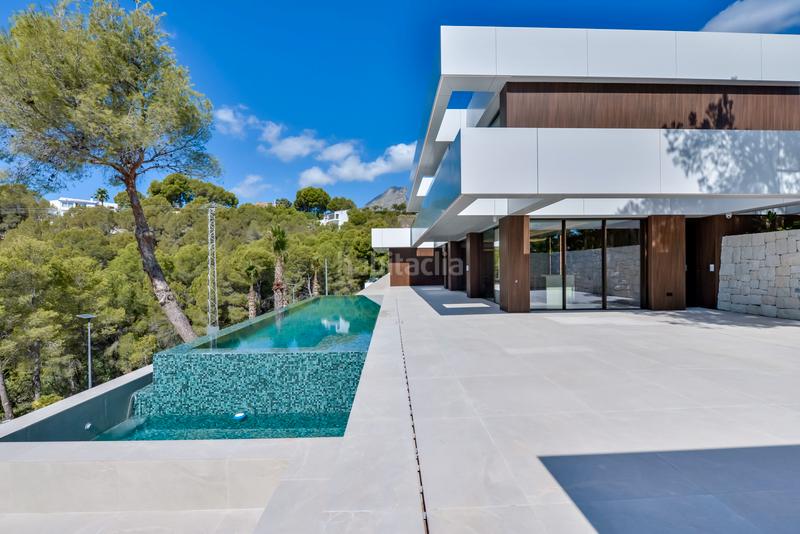 Foto dc628bdb-4400-476d-9c7d-bc14dac0d939. Chalet avec piscine dans Altea hills Altea