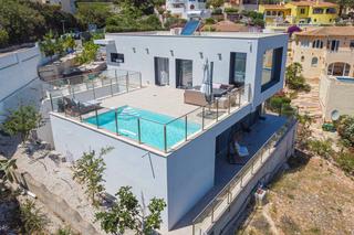 Chalet in Cumbre del Sol