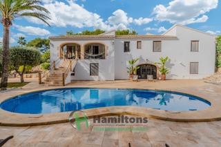Chalet en Partida Comunes-Adsubia
