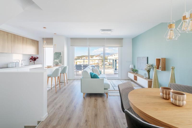 Foto 0ecd5ff8-b6e6-4b28-8a8f-5603924915e0. Mas avec parking piscine dans balcón de Finestrat-terra marina Finestrat