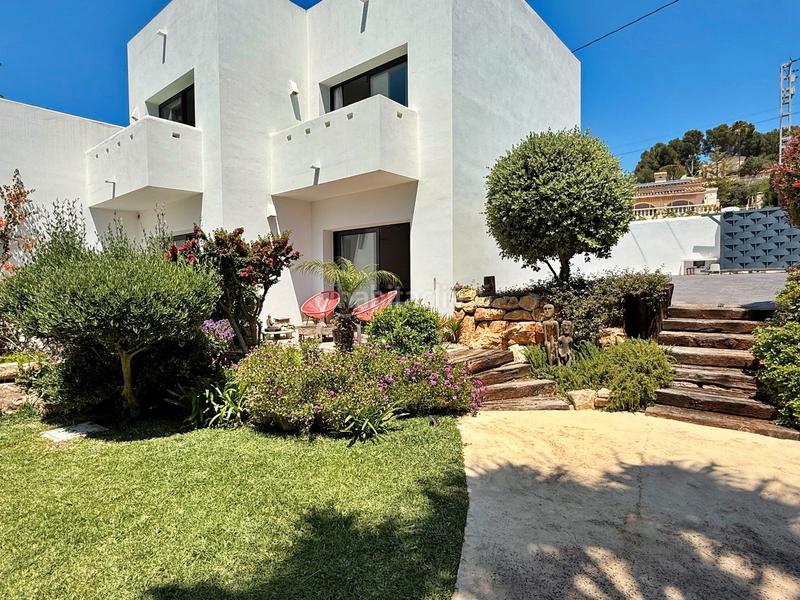 Foto 90b1d827-fb71-4552-8a42-579d753b0eff. Chalet avec parking piscine dans Cala Advocat-Baladrar Benissa