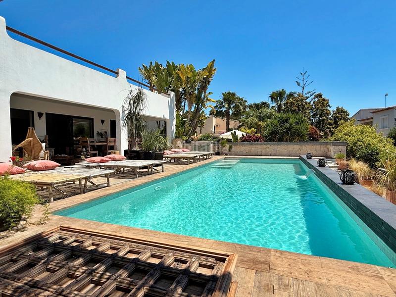 Foto d3797efe-100f-4a64-b984-95aab82b4dcf. Chalet avec parking piscine dans Cala Advocat-Baladrar Benissa