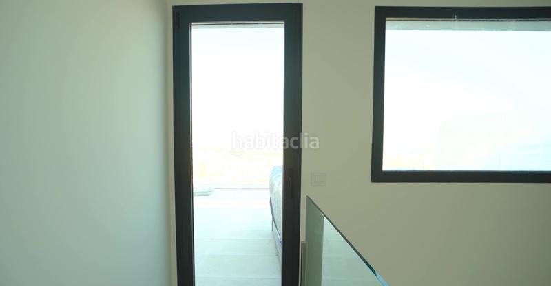 Foto e5cf0674-0b0c-4ee4-84e3-b1d8f965344e. Apartament amb calefacció aparcament piscina a Finestrat pueblo Finestrat