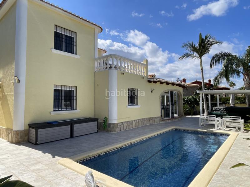 Foto fcf21c8a-5741-4642-824c-c0d8ff25987c. Chalet con riscaldamento parcheggio piscina in El Montgó Dénia
