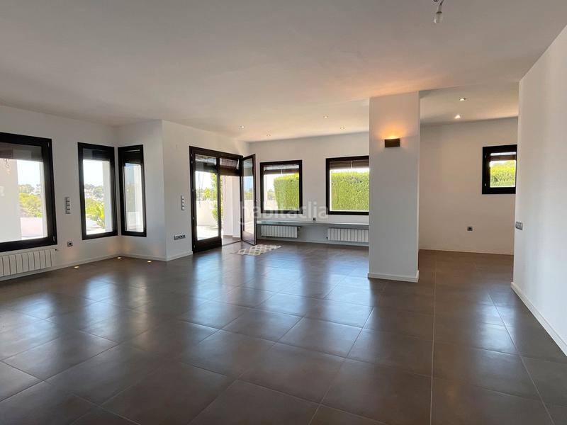 Foto ad6ac2f4-f10a-48fc-91d2-42cb483c6a76. Chalet con riscaldamento parcheggio piscina in Casco Urbano Moraira