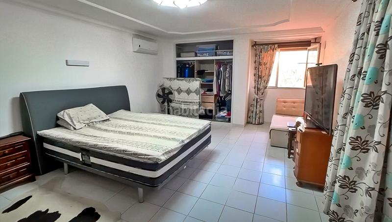 Foto 7bfa7173-3488-4b88-ade0-1a475af79032. Chalet con parcheggio piscina in Maryvilla Calp
