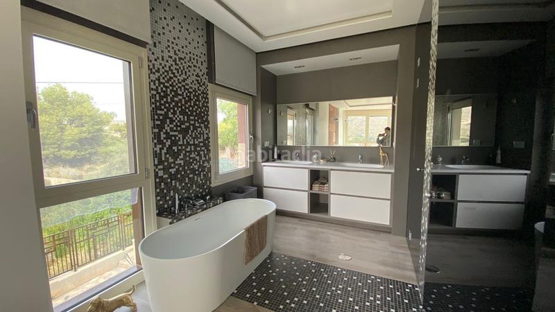 Foto 6f3ef3e2-241f-4192-a24c-bfdc553c9de4. Chalet with heating parking pool in Campello Pueblo Campello (el)