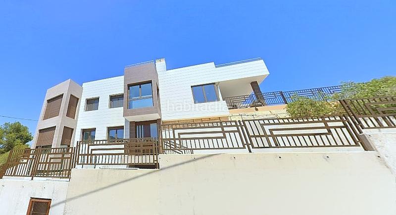 Foto 3bf36bb3-a547-4cc8-8e58-5c228d3702bc. Chalet en Campello Pueblo Campello (el)