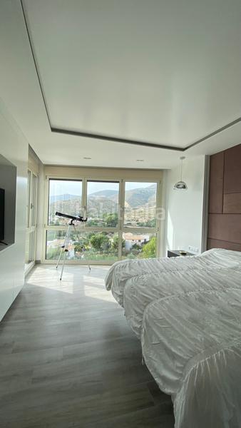 Foto 257c9f94-538b-4672-a41d-cbfccb6a155e. Chalet con riscaldamento parcheggio piscina in Campello Pueblo Campello (el)