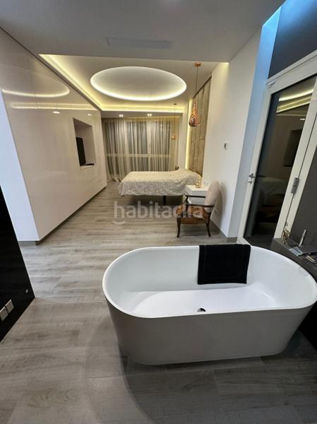 Foto 64bab258-d106-4b82-aaa5-4f1ccae856f1. Chalet con riscaldamento parcheggio piscina in Campello Pueblo Campello (el)