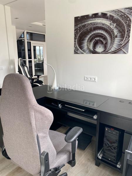 Foto 428e6530-97ff-40bc-b067-c66101f1ac9b. Xalet amb calefacció aparcament piscina a Campello Pueblo Campello (el)