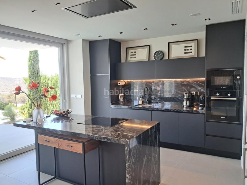 Foto a9dd24d4-14d4-4729-b11f-49c687fe27b3. Chalet con riscaldamento parcheggio piscina in Finestrat pueblo Finestrat