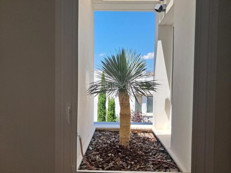 Foto a4f57867-f1be-4b60-a60c-1eb58e112c14. Xalet amb calefacció aparcament piscina a Finestrat pueblo Finestrat