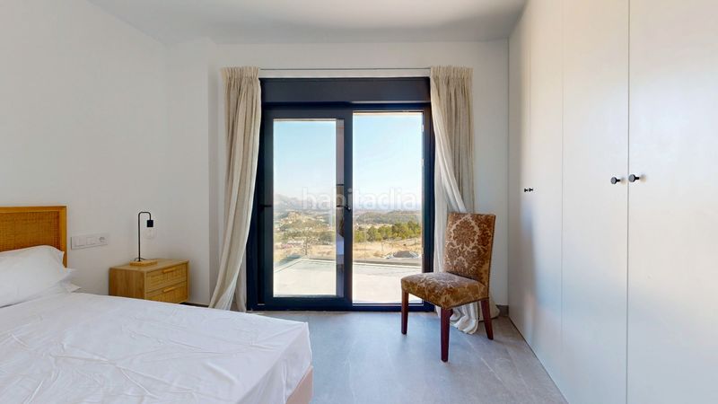 Foto 9e20d57f-d454-45af-82cd-4b1ccf48fc3d. Xalet amb calefacció aparcament piscina a Casco urbano Polop