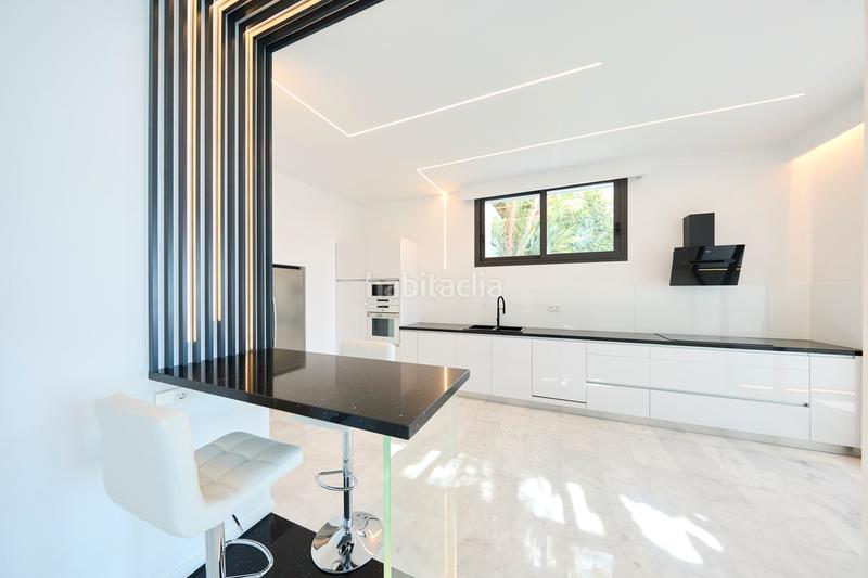 Foto cf1b8bad-dda2-4a63-b15e-832105b6c44a. Chalet with pool in Altea hills Altea