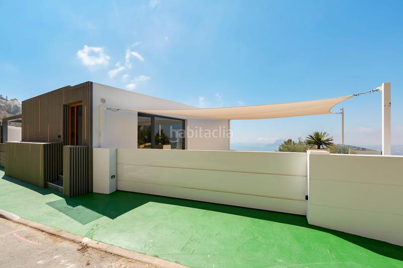 Foto 1cd0b19a-6a3e-4b5d-bd79-a0d4f633ff11. Xalet amb piscina a Altea hills Altea