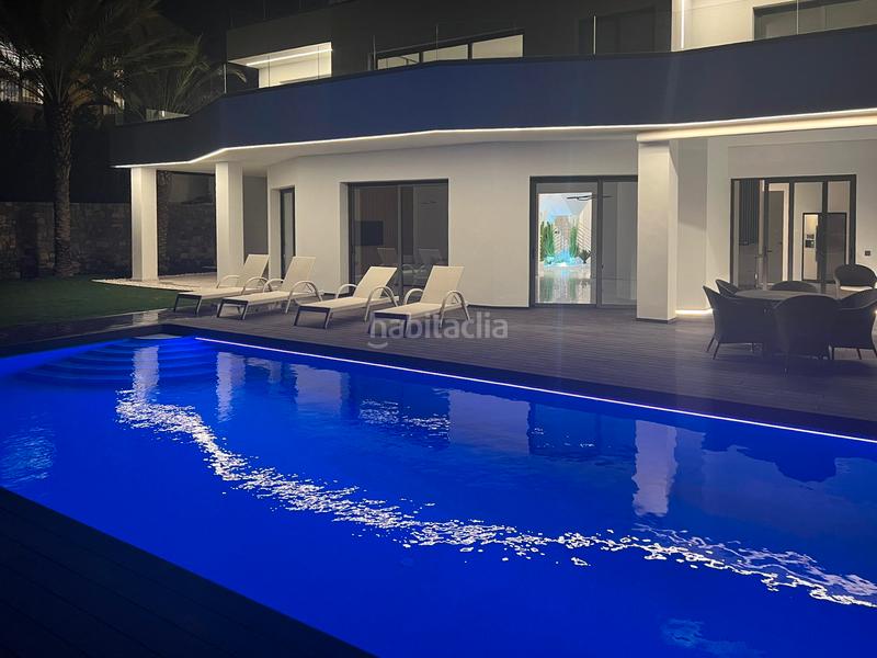 Foto f4658e24-57fa-4942-8605-8e5b9798f81f. Xalet amb piscina a Altea hills Altea