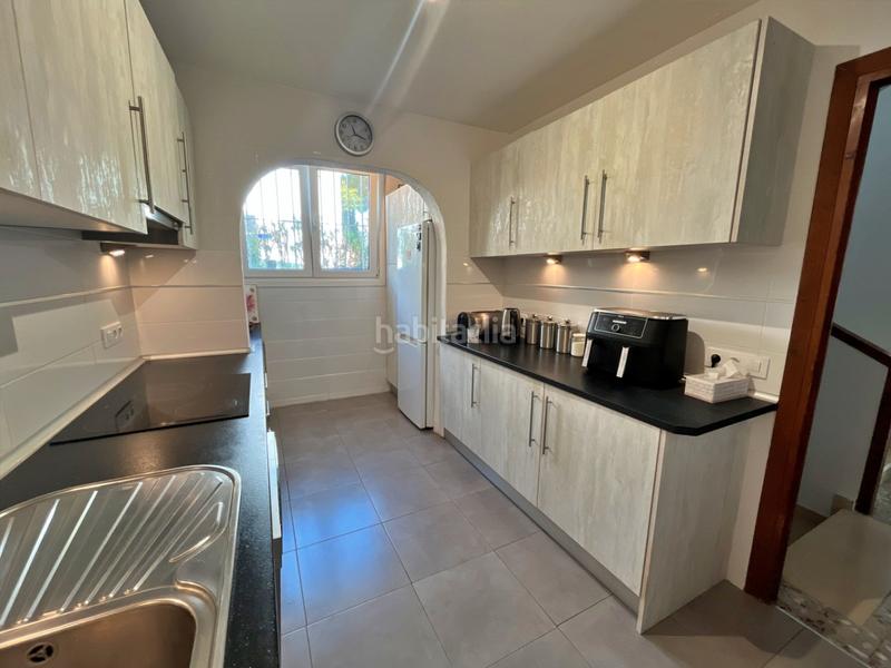 Foto fee11cd5-39ab-462b-8e60-c8f0ba64c919. Chalet avec piscine dans Benicolada - Las Adelfas Calp