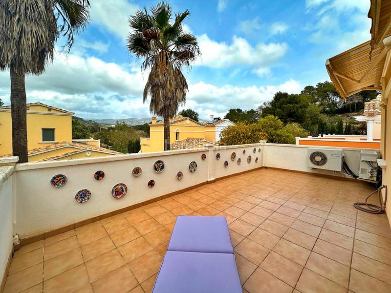 Foto 20a9736b-8bd9-442c-ac54-deff966087f1. Piccolo appartamento con parcheggio piscina in Cometa Calp