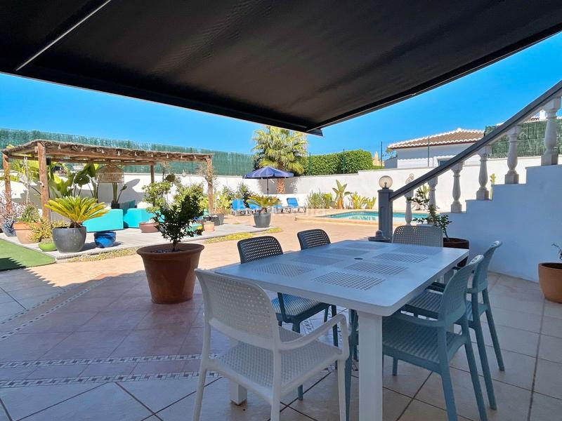 Foto 485d0f2a-cd5d-46cf-871c-ca135a294a07. Chalet con riscaldamento parcheggio in Paichi Moraira