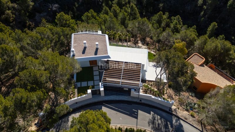 Foto 8aaa18f8-ff9a-45e0-b136-a70ff4433f25. Chalet en Mascarat Altea