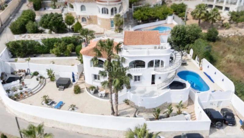 Foto 88db88b2-ed04-480c-b62a-21bab63d285e. Chalet en Maryvilla Calp