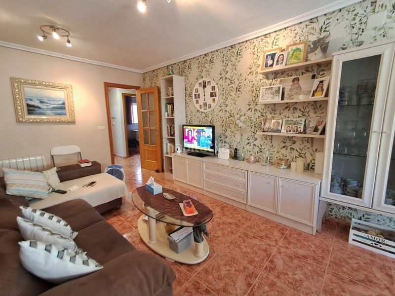 Foto aa964137-6f4b-4c04-9d5b-ba844b6fc4f2. Apartament amb calefacció aparcament piscina a cala Finestrat Finestrat