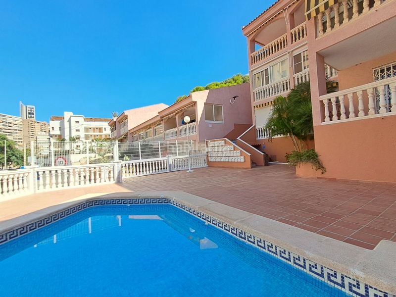 Foto ca66dd41-cfe5-4020-b487-4aeaacd277fe. Apartament amb calefacció aparcament piscina a cala Finestrat Finestrat