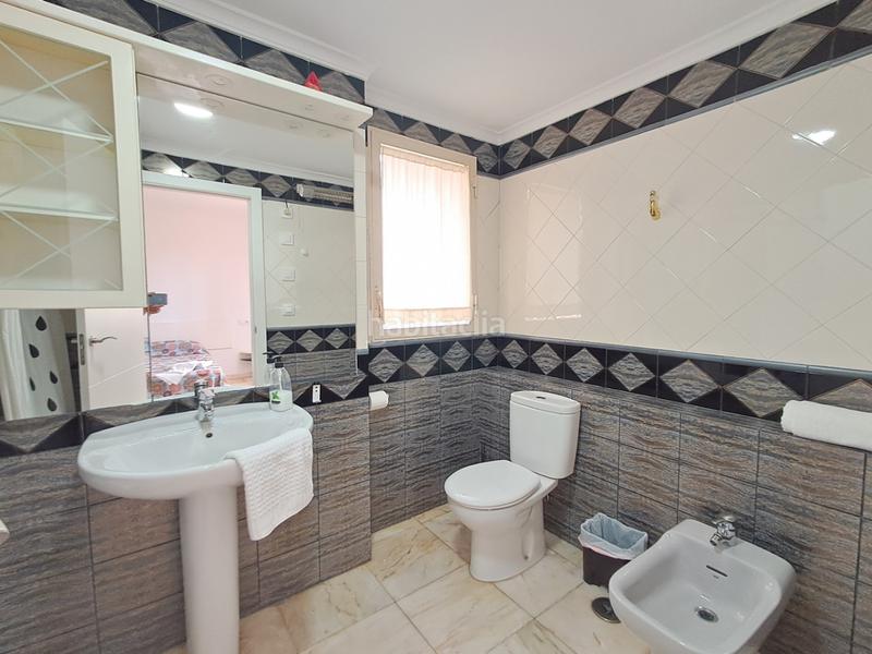 Foto acd9660d-5475-46c6-9d9e-112ff7dd76d2. Apartamento en Playa Poniente Benidorm